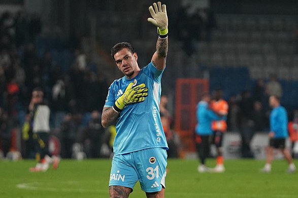 "Fənərbaxça"nın qapıçısına ərəblərdən təklif