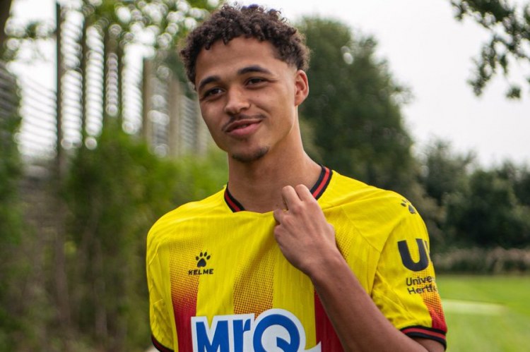 "Mançester Siti" müdafiəçisini qaytaracaq