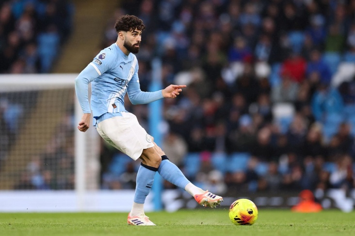 "Barselona" iki müdafiəçini "qaralayıb"