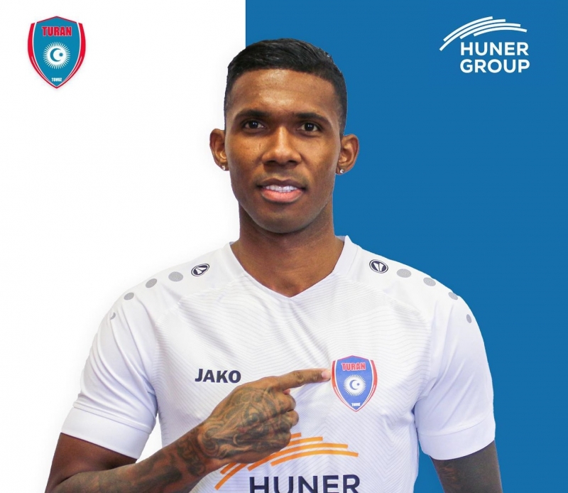 Abbasov yeni transferi bir həftə izləyib: "Gələcək üçün atılan addımdı"