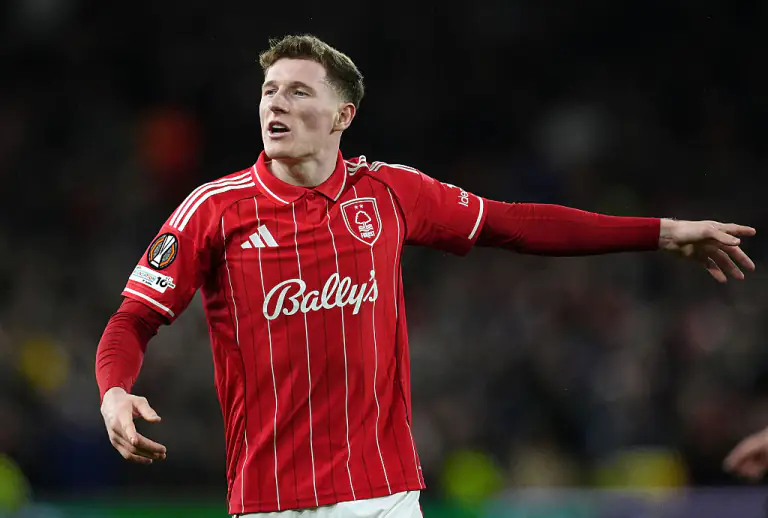 "Mançester Siti" "Nottingem Forest"in yarımmüdafiəçisini istəyir