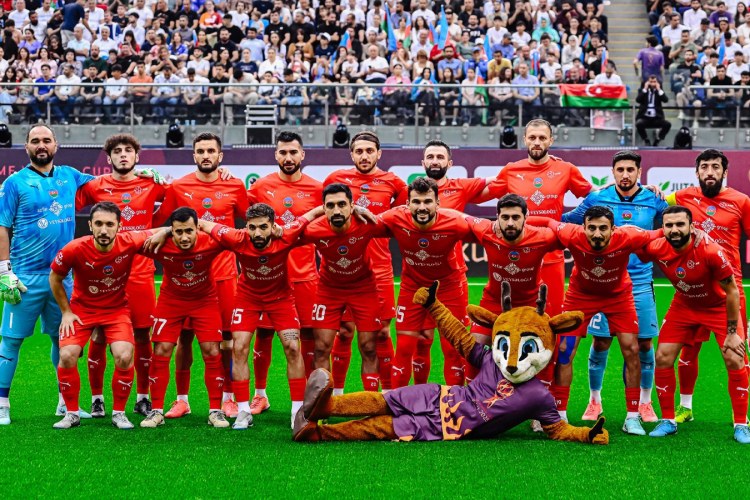 Millimiz dünya reytinqində birinci pilləyə yüksəldi