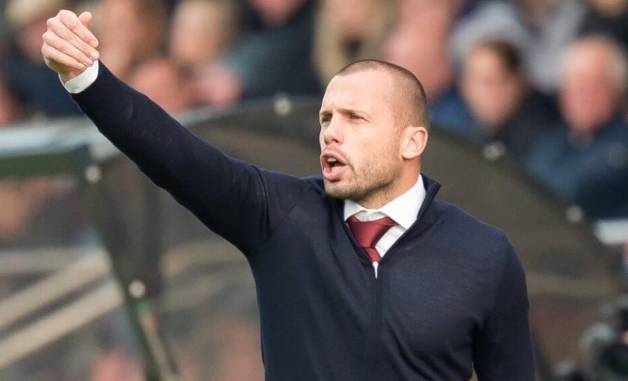 “Ayaks” sabiq baş məşqçisi ilə danışıqlara başladı