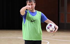 “Araz-Naxçıvan” 3-4 oyunçunun yolunu gözləyir