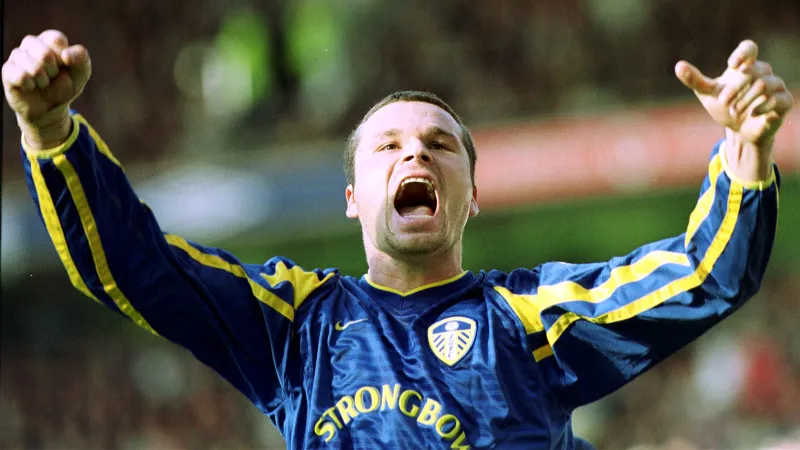 Avstraliya futbolunun əfsanəsi Ukraynaya dəstək aksiyasına qoşuldu