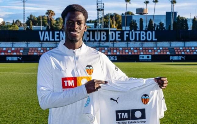 "Kəpəz"dən ayrılan futbolçu "Valensiya" ilə anlaşdı