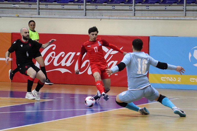 Millimiz Gürcüstana uduzdu