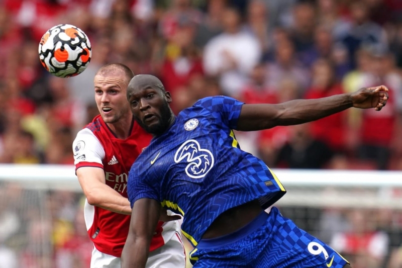 Tarixdə ilk: Futbol matçında başla oynamaq qadağan ediləcək