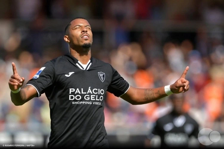 "Qarabağ” bu hücumçunu pley-off oyunlarınadək Bakıya gətirəcək