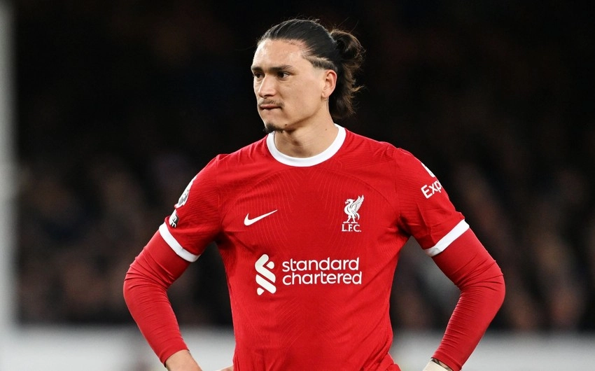 "Napoli" “Liverpul”un hücumçusu ilə ortaq məxrəcə gəlib