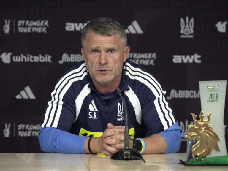 Ukrayna millisinin baş məşqçisinə 5 milyonluq təklif