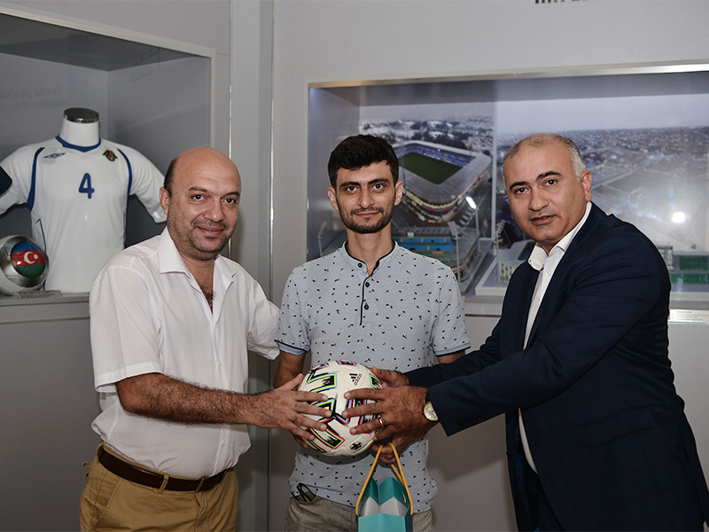 "Köhnə qitə"nin yeni "Münəccim"i mükafatlandırıldı - FOTOLAR