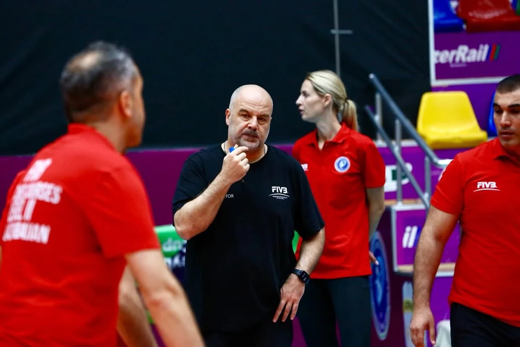 Bakıda FIVB seminarı davam edir
