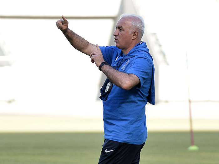 Arif Əsədov: "Rəqibdən çəkinmədiyimizi göstərməliyik"