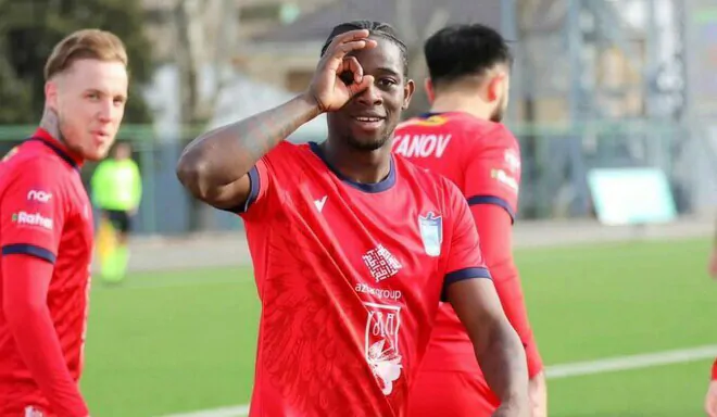 Türklər Salifu Sumadan əl çəkmir