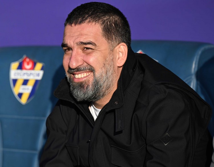 Arda Turan Ukrayna klubu ilə razılıq əldə etdi