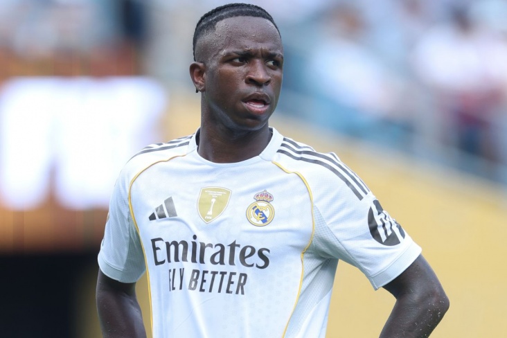 “Real”ın futbolçusu biznesmenə məhkəmədə qalib gəldi