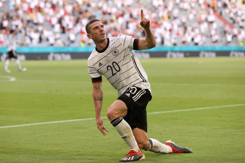 Almaniya millisinin üzvü rəsmən “İnter”də