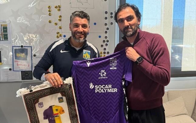 Vaqif Cavadov Belçika klubunun rəsmiləri ilə görüşüb