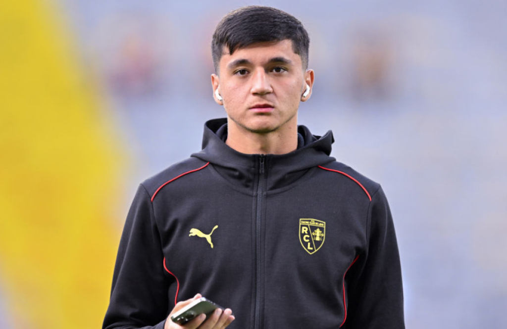 İngilis klubu özbək futbolçuya görə 30 milyon avro xərcləyəcək