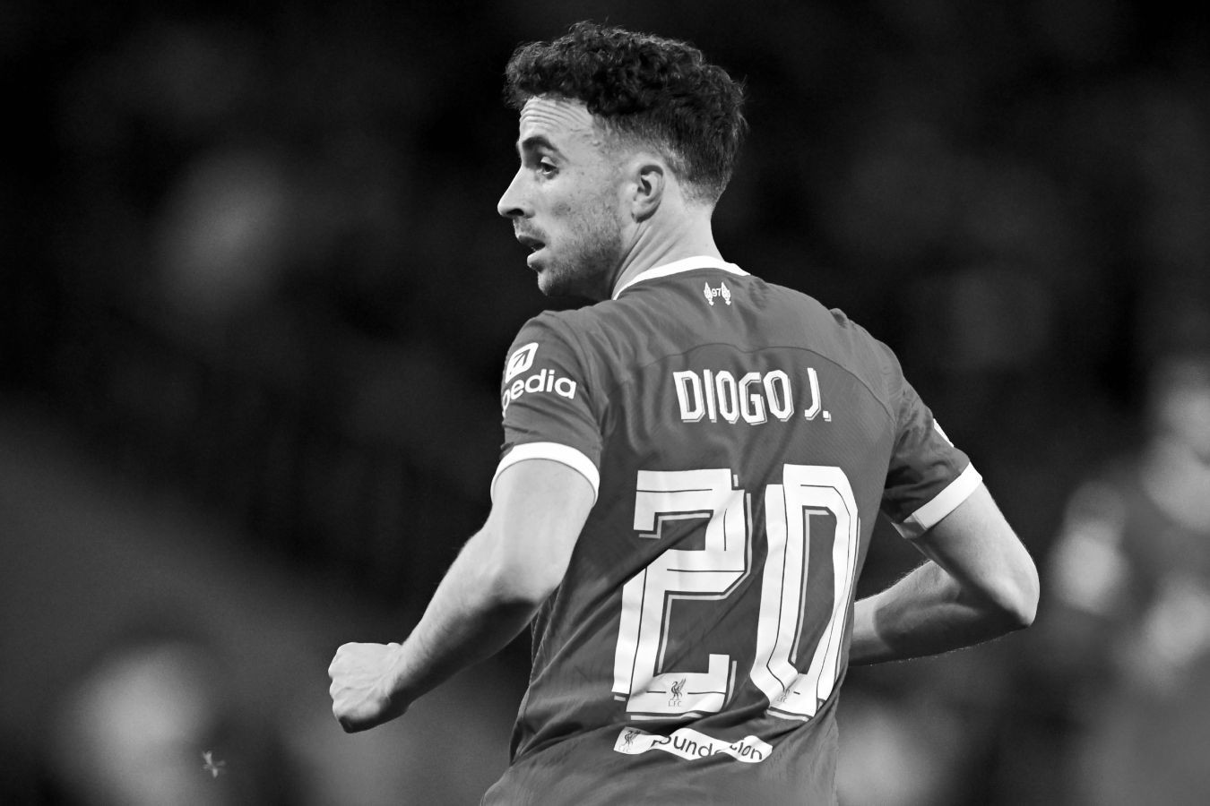 "Liverpul" mövsümöncəsi məşqlərin başlamasını təxirə salıb