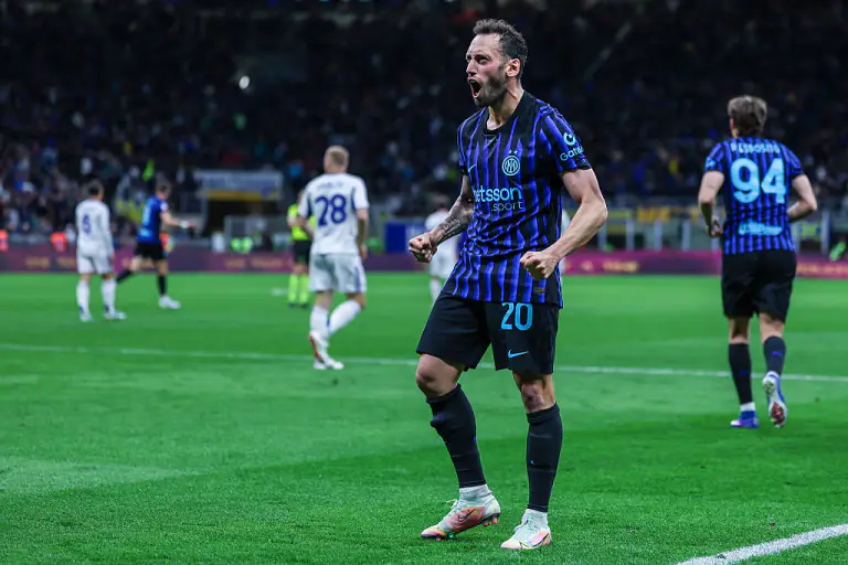 "İnter" türk futbolçuya yeni müqavilə təklif etdi