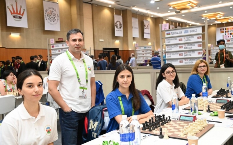 Qazaxıstan üzərində qələbə, Rumıniya ilə heç-heçə