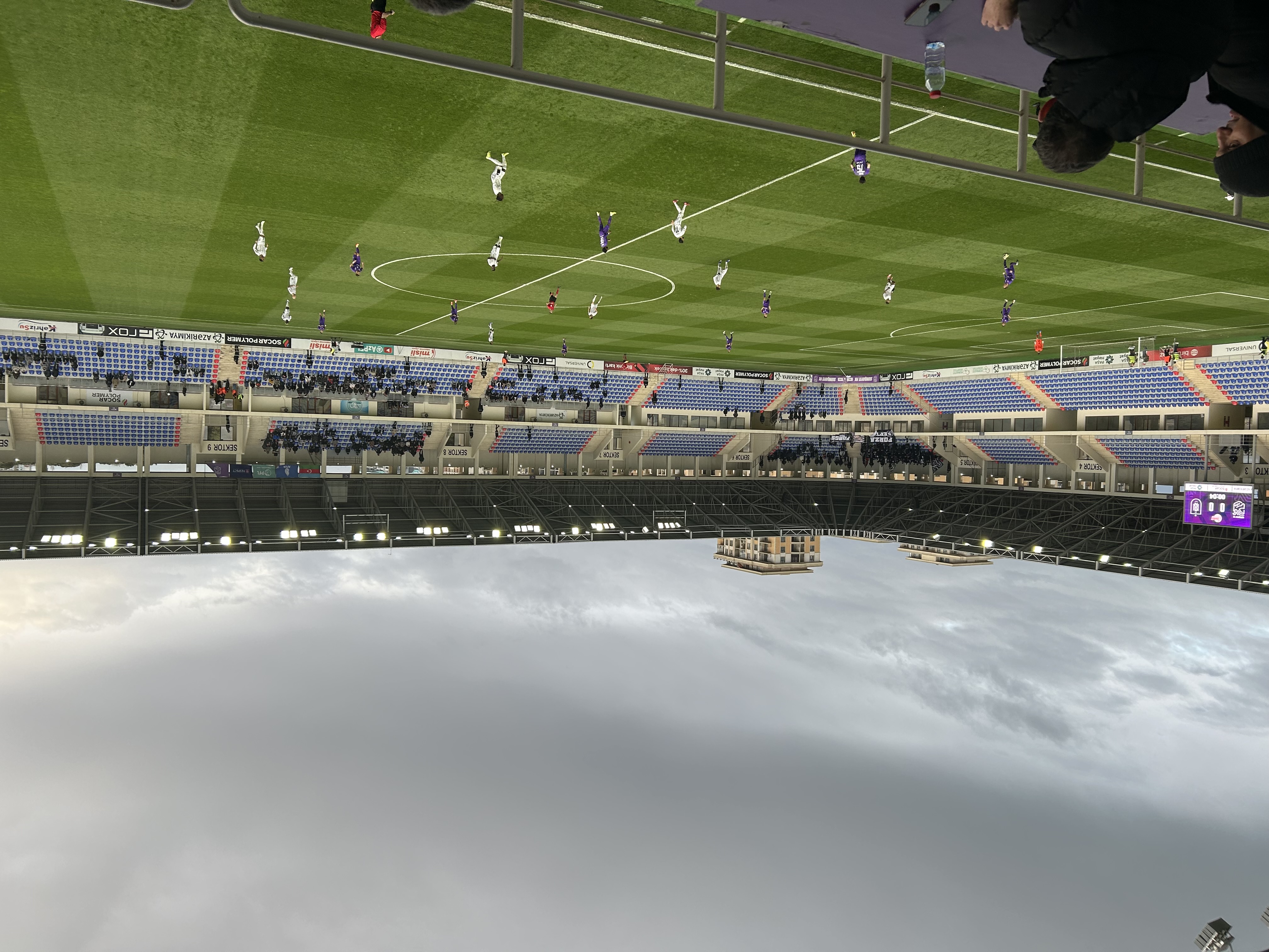 "Sumqayıt" "Neftçi"yə qarşı - Oyun başladı