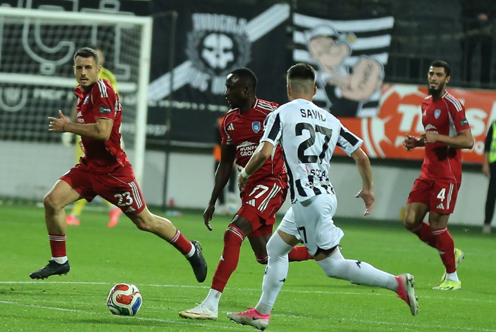 "Neftçi" hesabı açdı