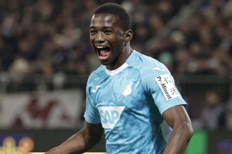 Avropa nəhəngləri "Hoffenhaym"ın futbolçusu üçün mübarizə aparırlar