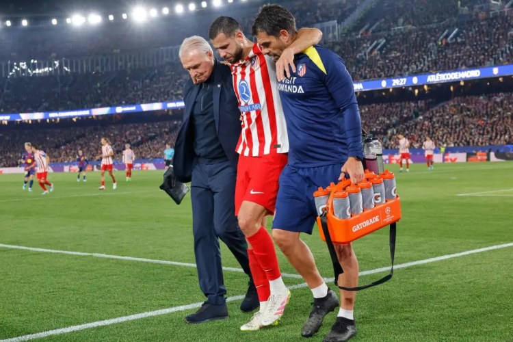 "Atletiko" "Barselona" ilə oyuna ciddi itki ilə çıxacaq