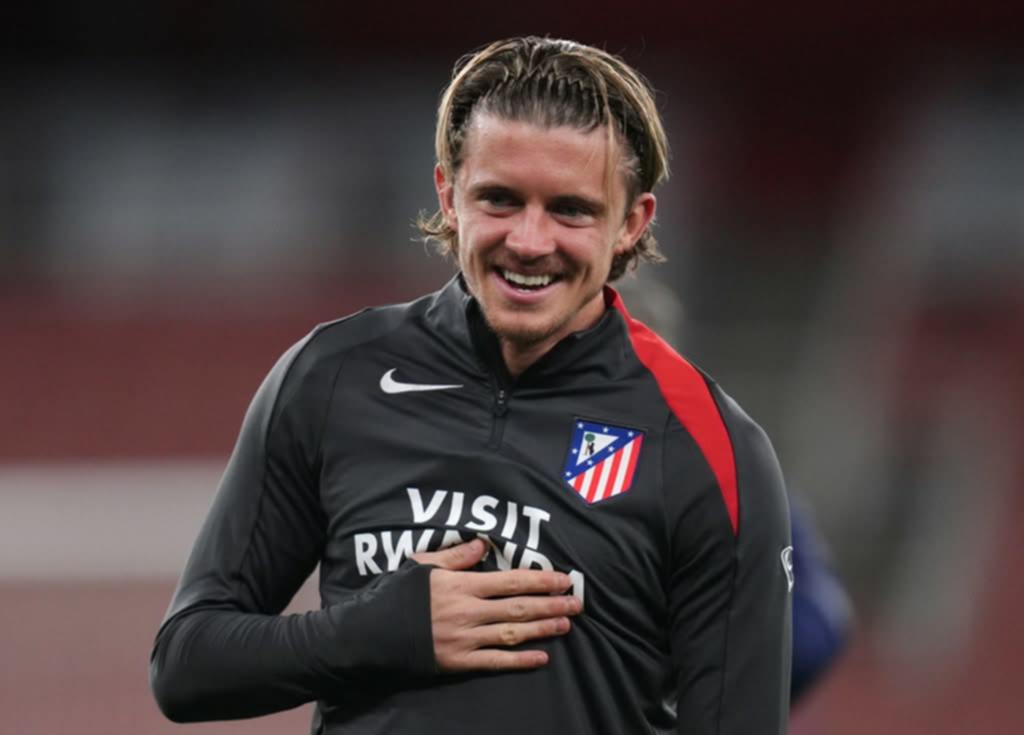 "Tottenhem" İngiltərə millisinin üzvünü transfer etmək istəyir