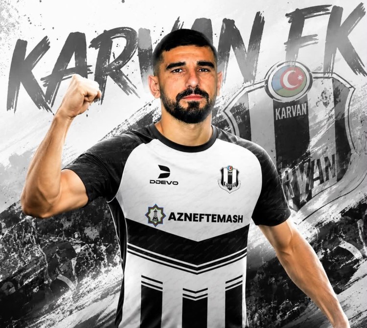 "Karvan-Yevlax"dan daha bir transfer - RƏSMİ