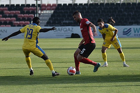 Səfərdə 60-cı heç-heçə