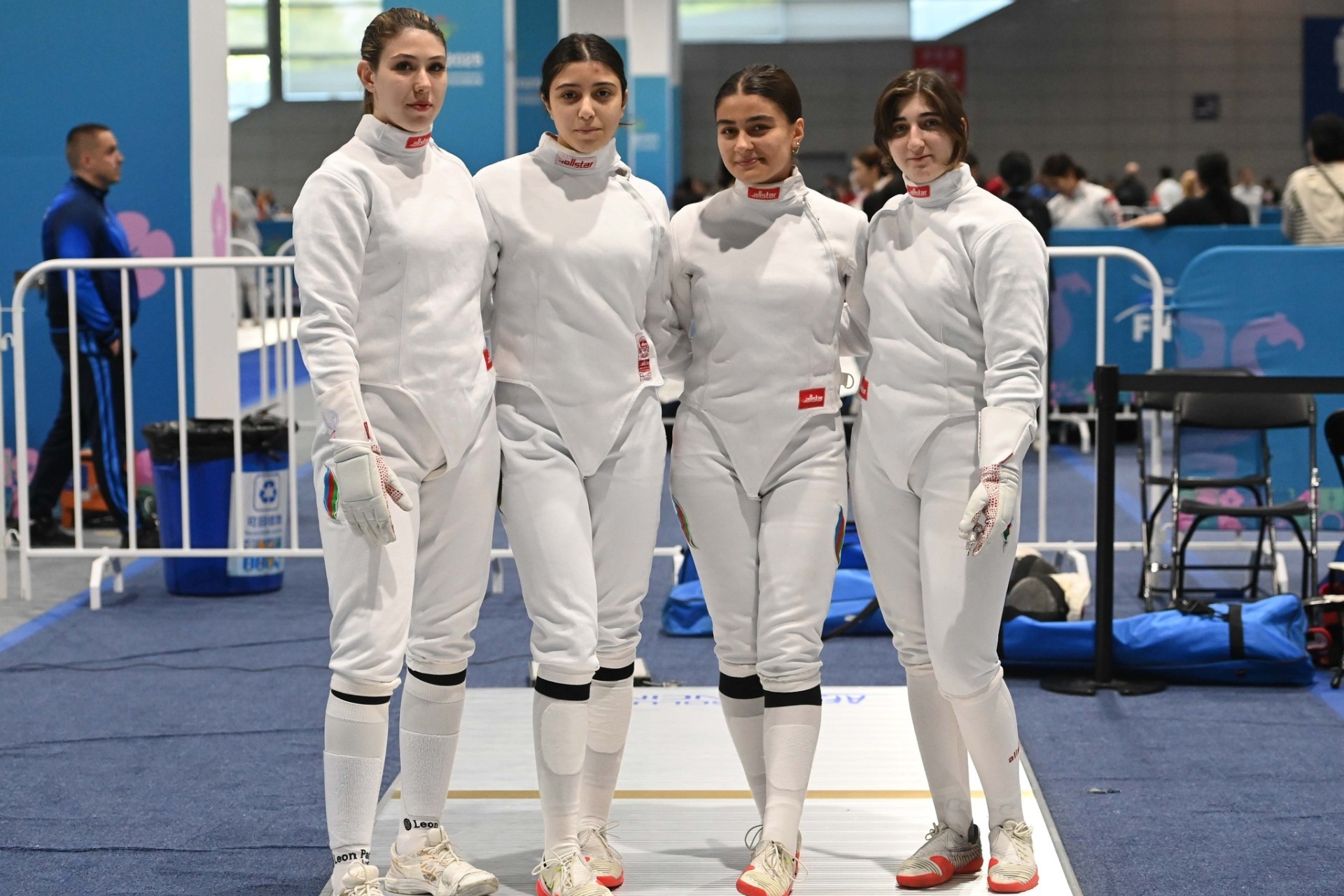 Oğlanlar dünya çempionatında 31-ci, qızlar isə 14-cü olub