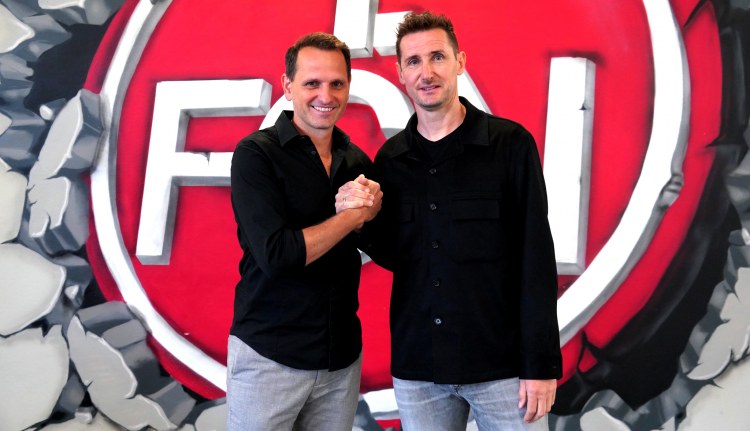 Kloze Almaniya klubunun baş məşqçisi seçildi