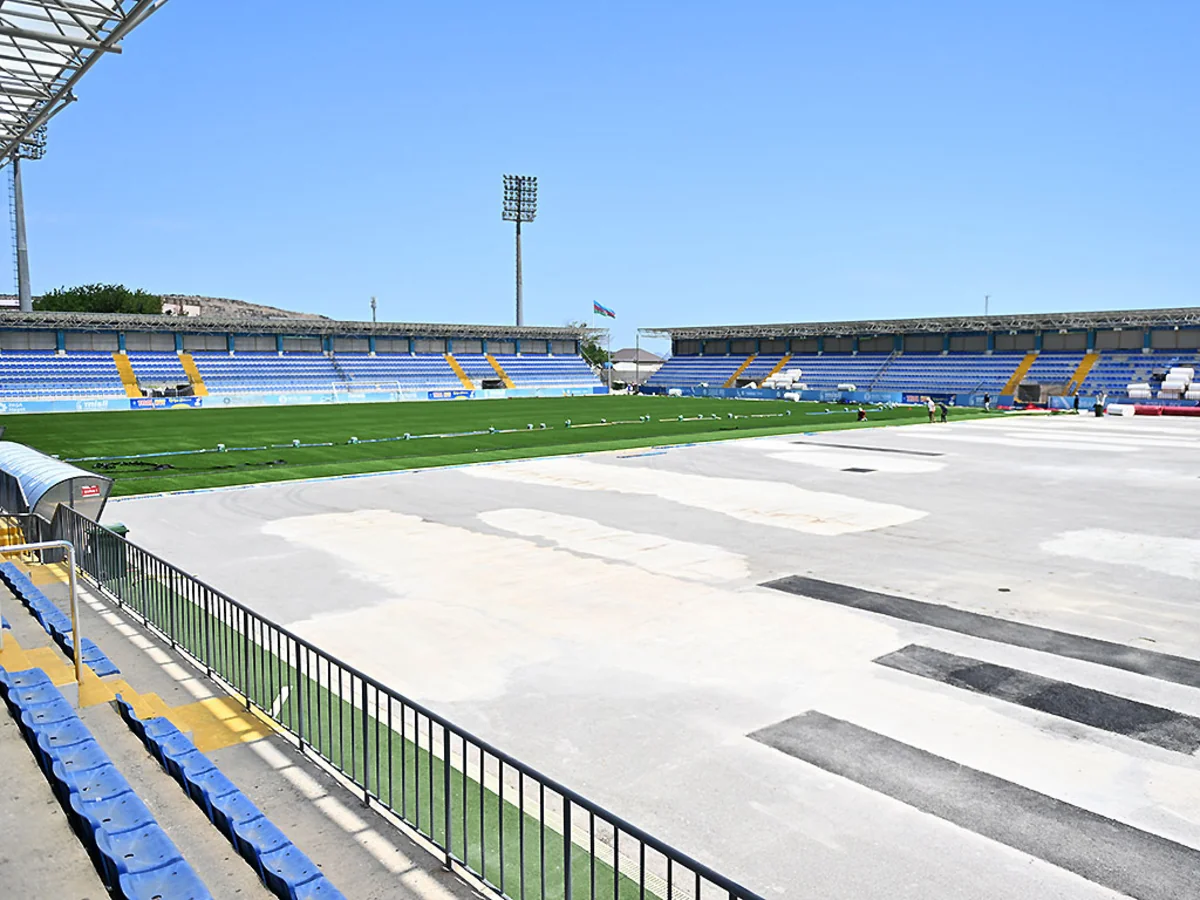 Bayıl stadionunun örtüyü yenilənir