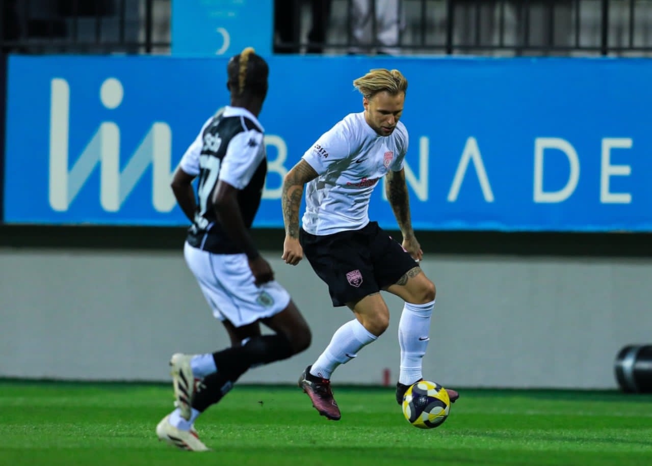 "Sabah" daha yaxşı maaş verdi, Polşa klubundan imtina etdi