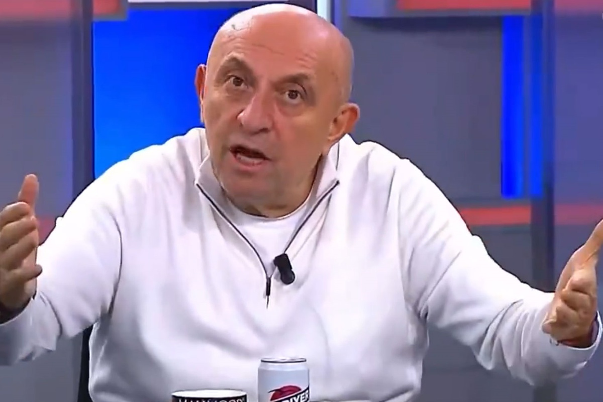 Sinan Engin “Sabah”ı nümunə göstərdi, “Fənərbağça”nı sərt tənqid etdi!