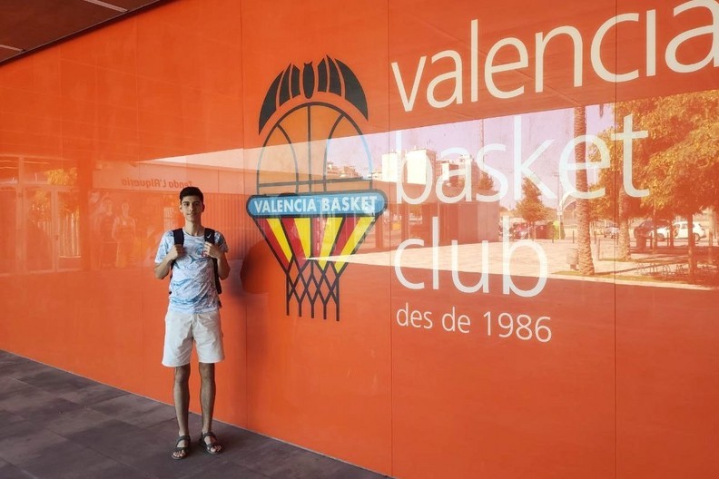 Millimizin basketbolçusu İspaniya klubunda baxışdadır