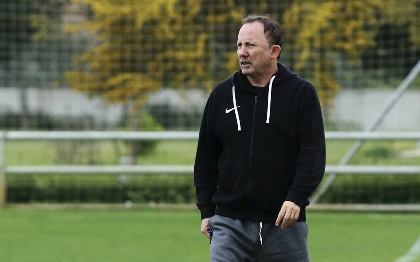 Yeni prezident sabiq baş məşqçini "Beşiktaş"a qaytarır