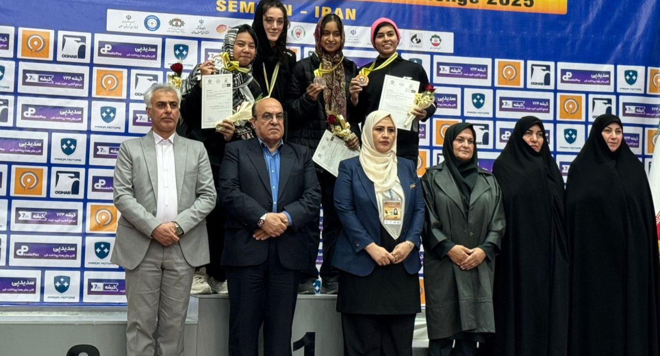 Azərbaycan təmsilçisi İranda “gümüş” qazandı