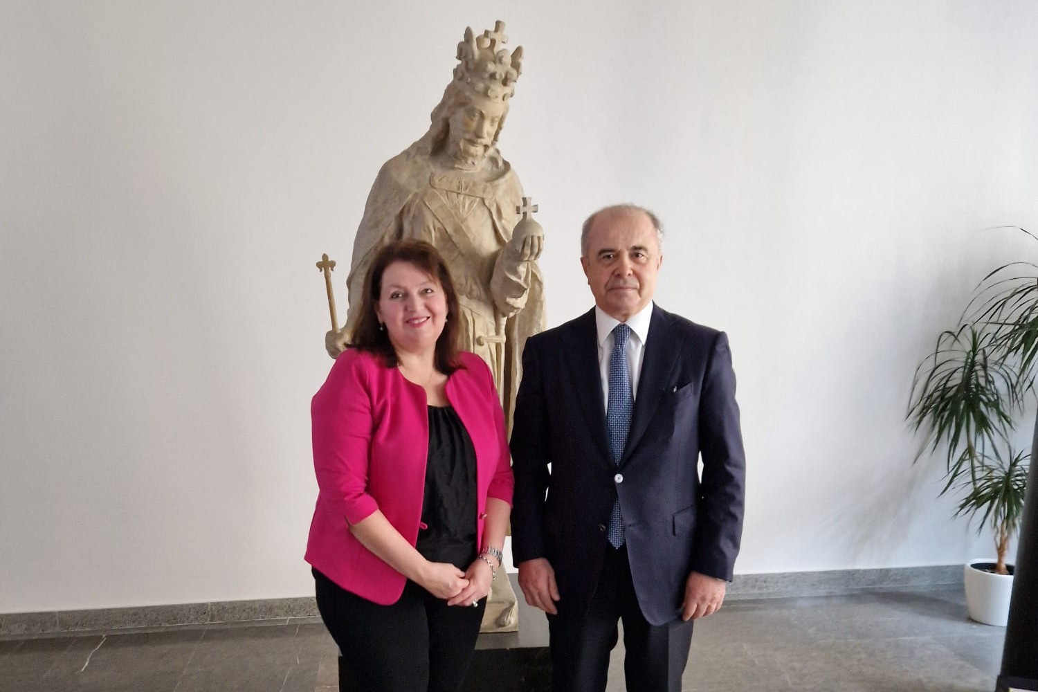 ASAPES rektoru Karlov Universitetinin rektoru ilə görüşüb