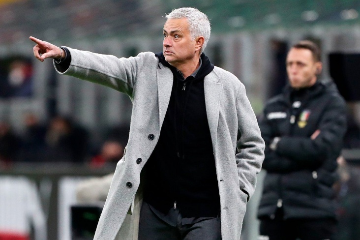 Yeni transferin davranışı Mourinyonu özündən çıxartdı