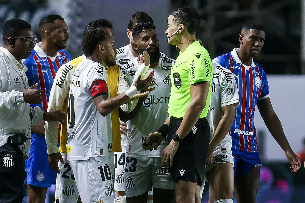 Neymarı 6 oyun diskvalifikasiya və 100 min real cərimə gözləyir