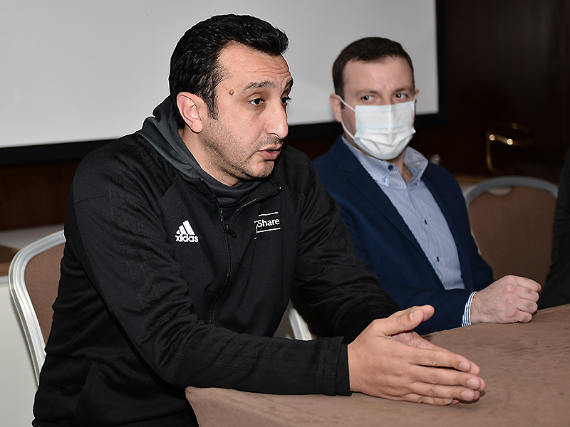 Cahangir Həsənzadə Elxan Məmmədovdan nə xahiş edib? - EKSKLÜZİV