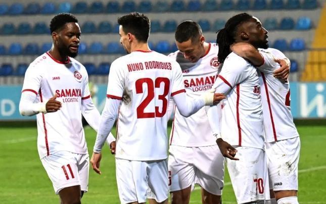 "Araz-Naxçıvan" "Zaqatala"ya 4 qolla qalib gəldi