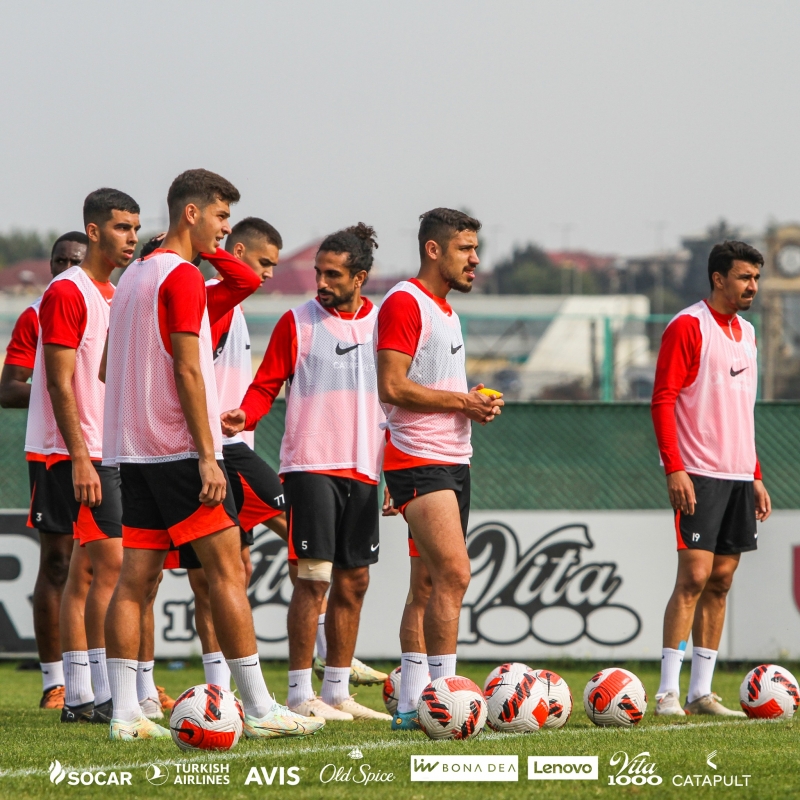 "Neftçi"də zədə "kabus"u - bitmir ki bitmir