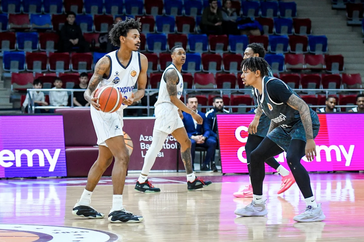 “Ordu” “Sumqayıt”ı, “Naxçıvan” “Sərhdəçi”ni məğlub etdi