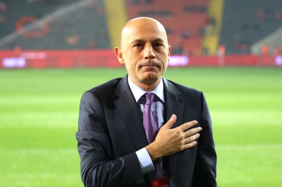 Cüneyt Çakır "Qarabağ"ın oyununda